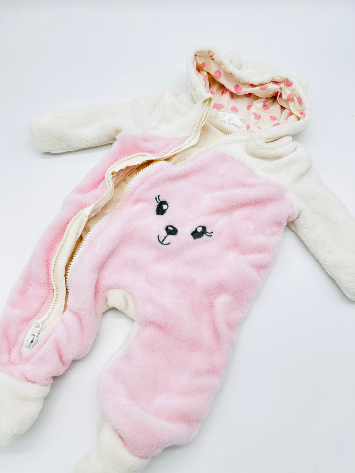 Weicher Baby-Overall mit Kapuze & Bärchengesicht – Gr. 62 (Ergee)