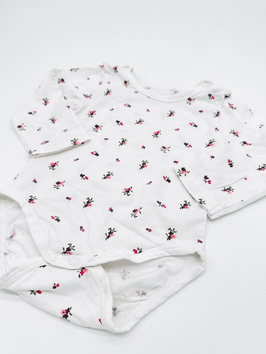 Weißer Body mit Blumenmuster - Gr. 68 (Topomini)