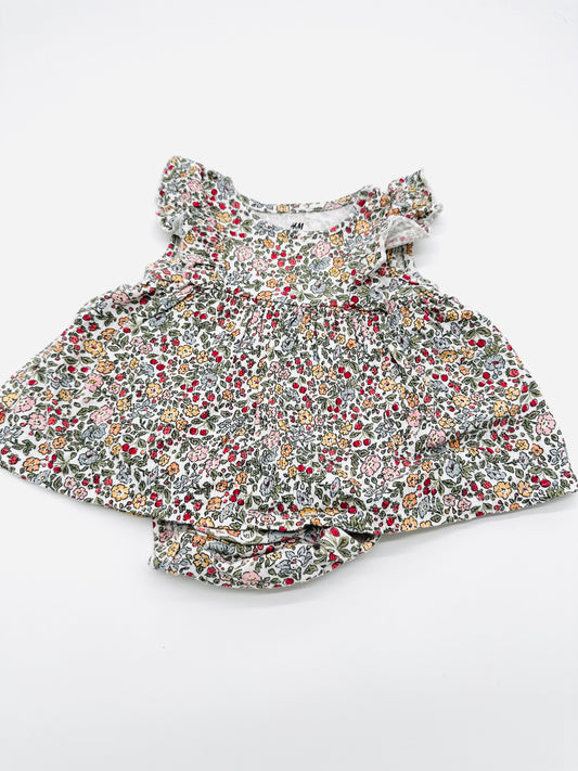 Body-Kleid mit Blumenmuster - Gr. 50 (H&M)