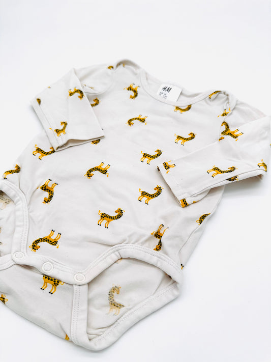 Langarm Body mit Giraffen-Print - H&M (Gr. 68)