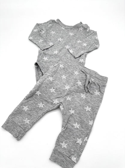 Zweiteiler mit Sternenmuster - Gr. 62 (H&M)